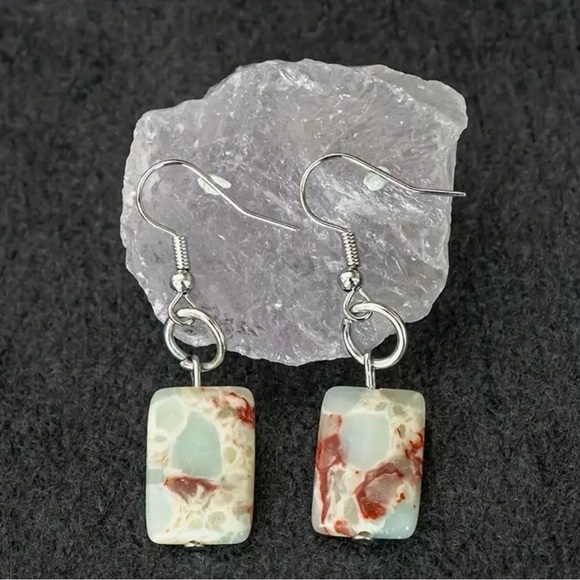 Rectilinear Shoushan Stone Agalmatolite Pagodite Marbled Geometric O-Ring Dangle - Picture 3 of 10